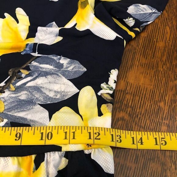 NEW Clematis Tulip Sleeve Fit and Flare Dress Size M NWT - Picture 13 of 16